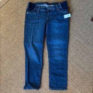 GAP Blue Maternity Jeans with Classic Denim Appeal
